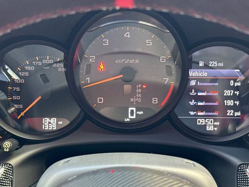 Used 2018 Porsche 911 GT2 RS image 30