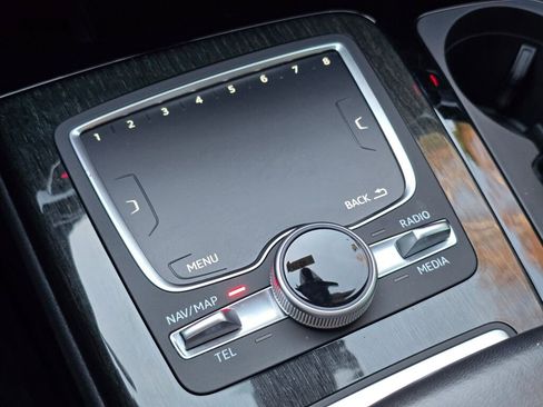 Used 2017 Audi Q7 2.0T Premium Plus w/ Premium Plus Package image 32