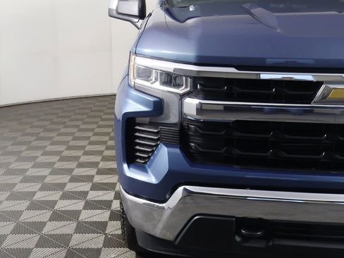 Used 2024 Chevrolet Silverado 1500 LT image 14