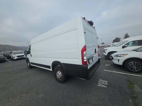 Used 2023 RAM ProMaster 3500 FWD image 2