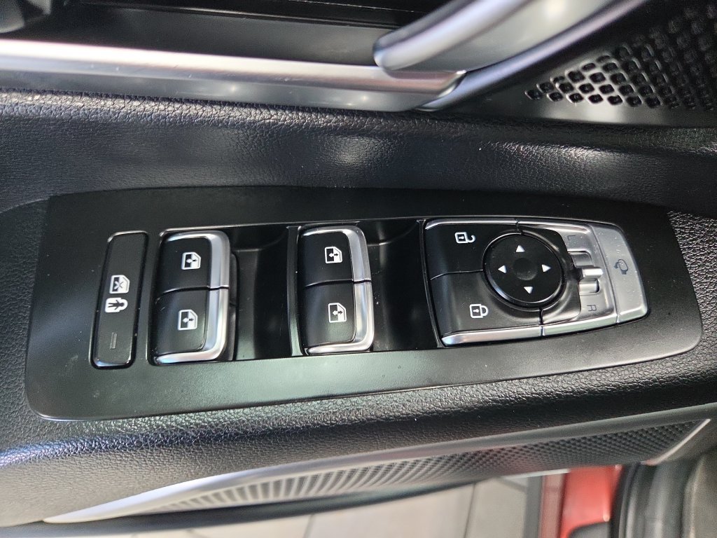 Used 2023 Kia Telluride AWD image 35