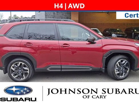 Certified 2025 Subaru Forester Limited image 9