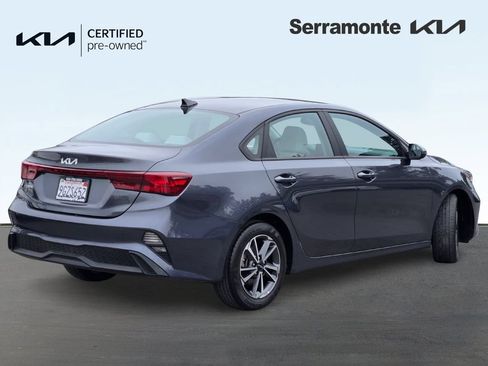 Certified 2023 Kia Forte LXS w/ LXS Technology Package FWD image 4