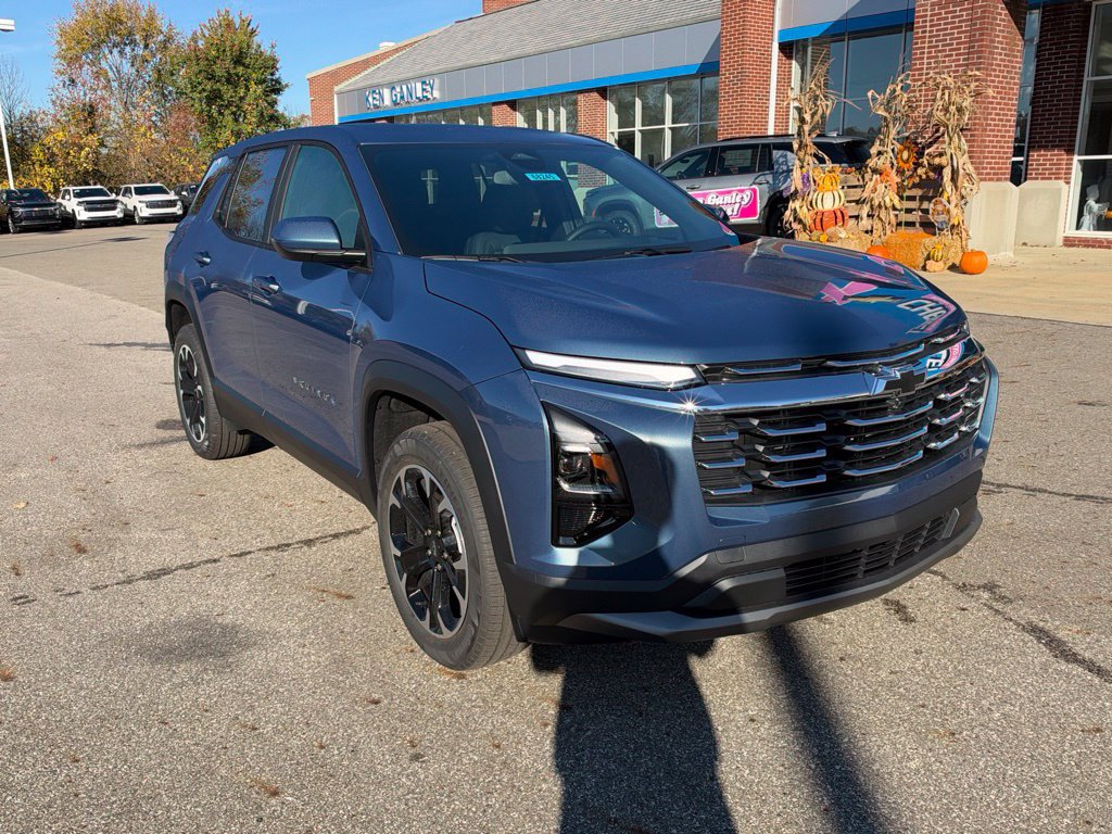 New 2027 Chevrolet Equinox LT w/ Convenience Package II AWD/4WD image 4