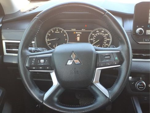 Used 2023 Mitsubishi Outlander SE FWD image 20