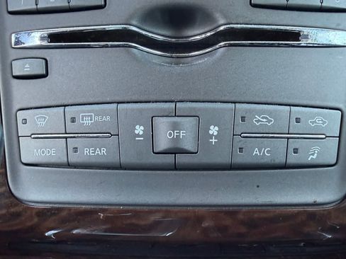 Certified 2020 Nissan Armada SV w/ Driver Package AWD/4WD image 20