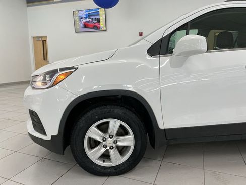 Used 2019 Chevrolet Trax LT w/ LT Convenience Package image 33