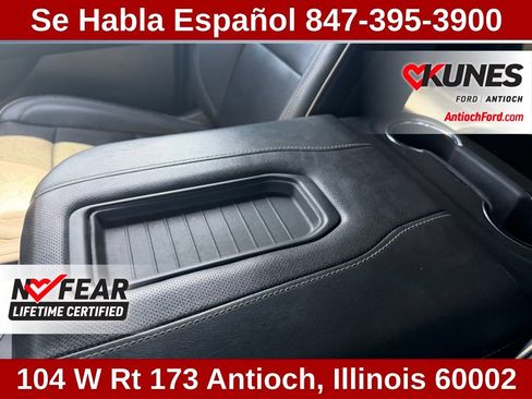 Used 2023 Chevrolet Suburban Premier AWD/4WD image 27