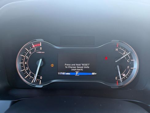 Used 2017 Honda Ridgeline RTS image 13