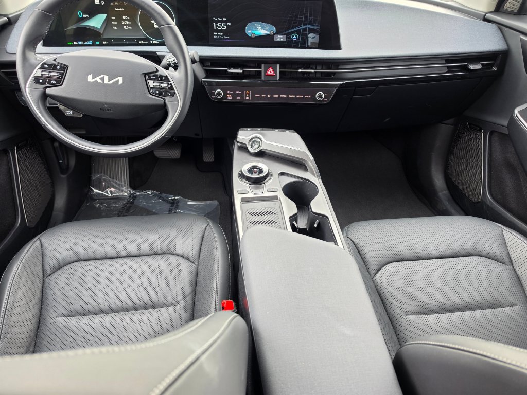 Certified 2024 Kia EV6 Wind RWD image 19