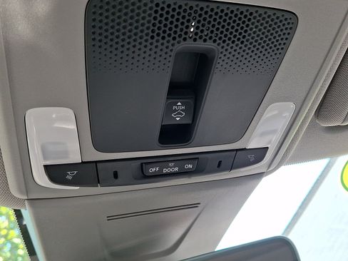 Used 2025 Acura Integra FWD image 27