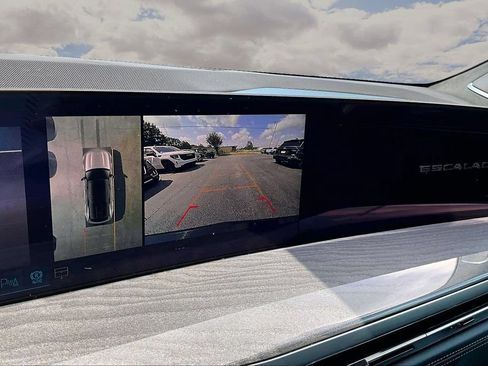 Certified 2026 Cadillac Escalade IQ Sport 2 AWD/4WD image 14
