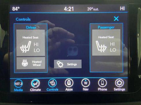 Used 2020 Chrysler Pacifica Touring-L image 16