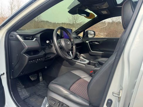 Used 2023 Toyota RAV4 XSE image 11