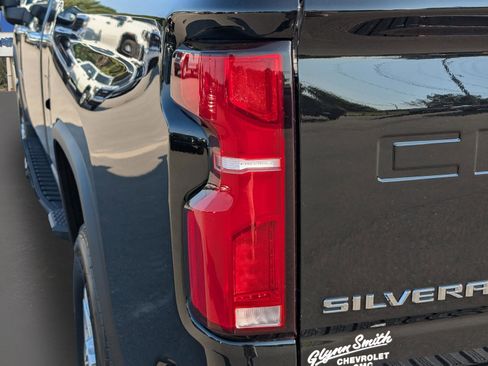 New 2026 Chevrolet Silverado 2500 LTZ w/ LTZ Convenience Package image 11