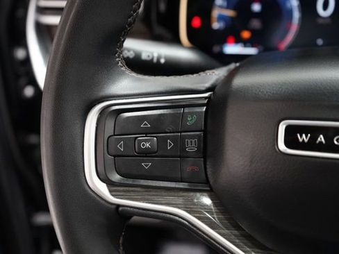 Used 2022 Jeep Wagoneer Series III w/ Premium Group I image 22