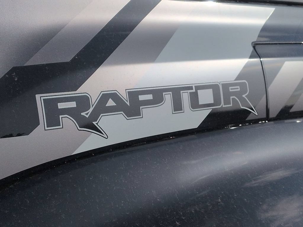 New 2025 Ford Bronco Raptor w/ Interior Carbon Fiber Pack AWD/4WD image 32