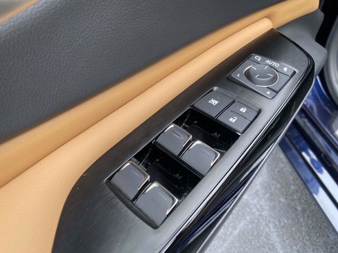 Used 2022 Lexus ES 350 w/ Premium Package FWD image 19