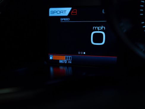 Used 2020 Ferrari 812 Superfast image 19