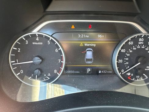 Used 2017 Nissan Murano SV w/ Premium Plus Package AWD/4WD image 2