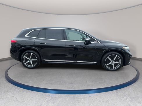 Certified 2023 Mercedes-Benz EQS 580 4MATIC SUV image 4