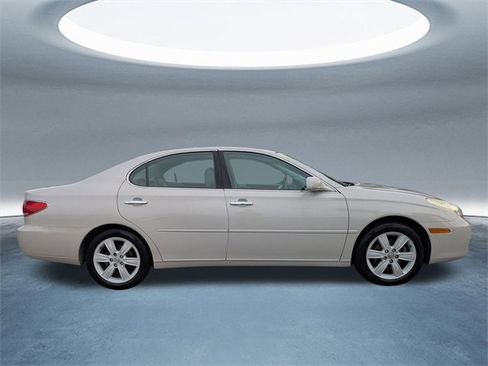 Used 2005 Lexus ES 330 image 3