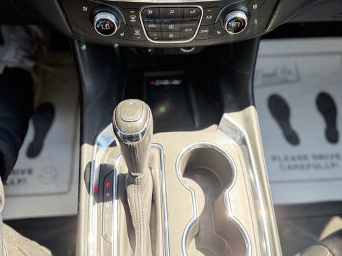 Used 2018 Chevrolet Traverse Premier w/ Driver Confidence II Package image 17