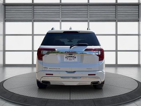 Used 2022 GMC Acadia Denali w/ GMC Pro Grade Package AWD/4WD image 8