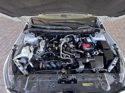 Used 2024 Nissan Altima 2.5 SV image 24