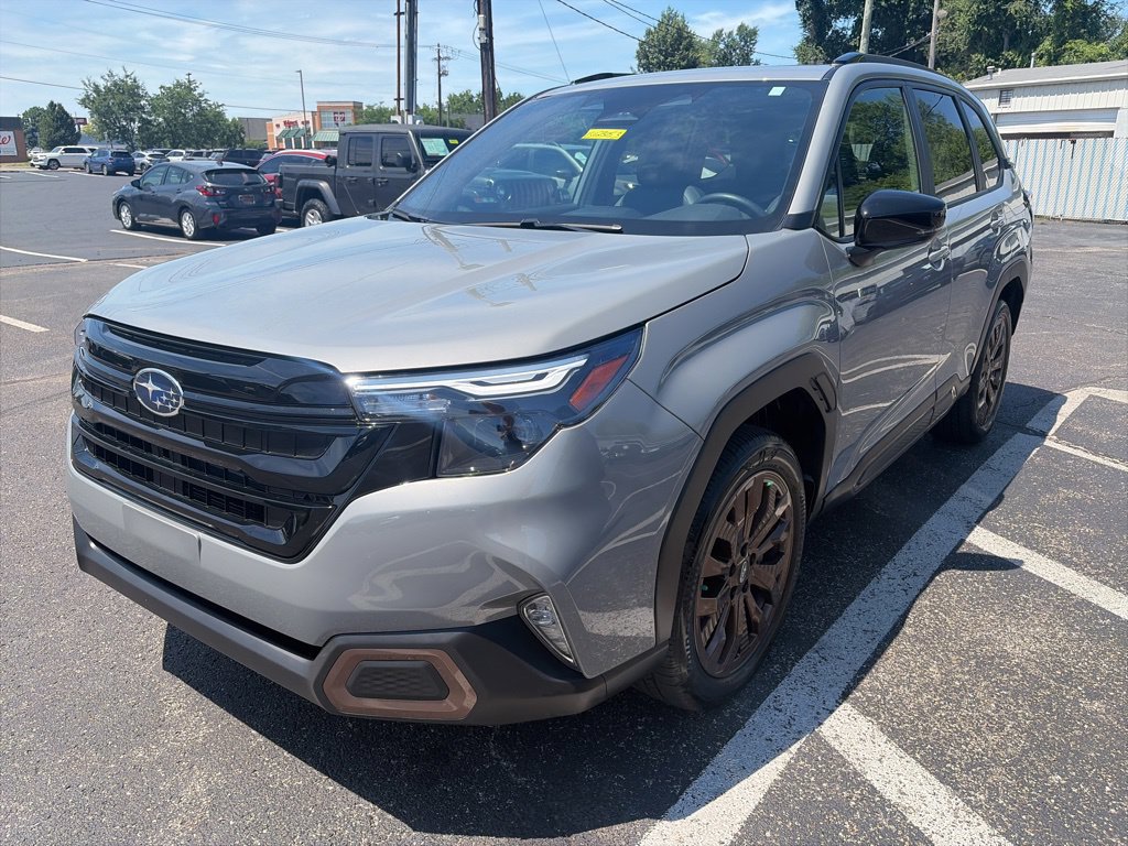 Used 2025 Subaru Forester Sport AWD/4WD image 3