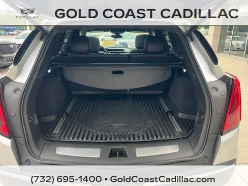 Used 2020 Cadillac XT5 Premium Luxury w/ LPO, Floor Liner Package FWD image 10