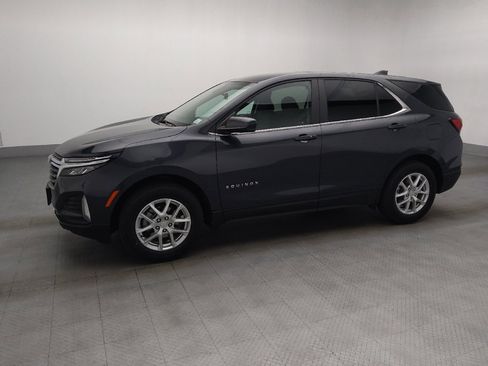 Used 2023 Chevrolet Equinox LT AWD/4WD image 2