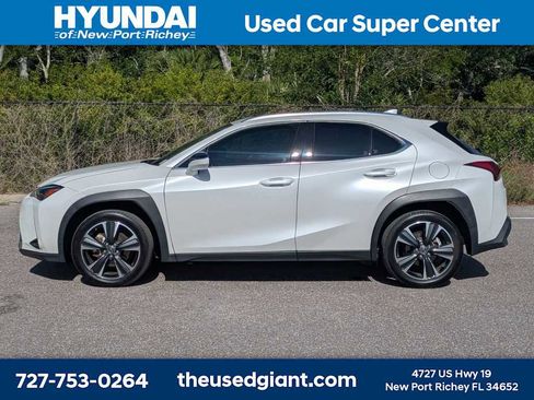 Used 2023 Lexus UX 250h FWD w/ Accessory Package (Z2) image 2