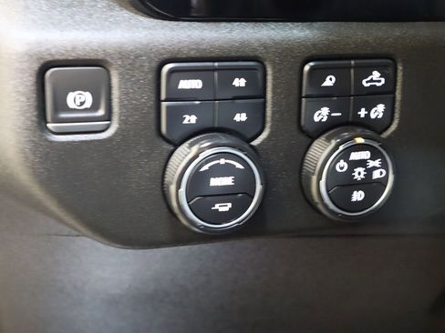 Used 2024 Chevrolet Silverado 2500 High Country w/ High Country Premium Package image 55