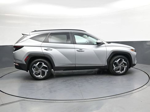 Used 2023 Hyundai Tucson SEL w/ Convenience Package image 3