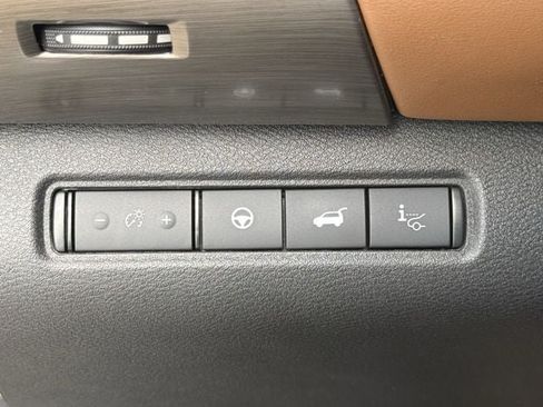 Used 2023 Nissan Pathfinder Platinum w/ Cargo Package AWD/4WD image 24