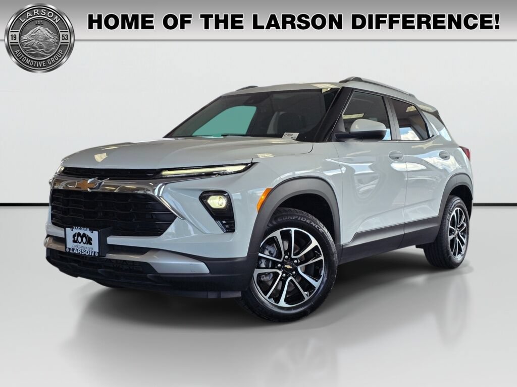 Used 2025 Chevrolet TrailBlazer LT AWD/4WD image 1