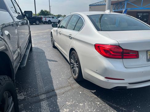 Used 2017 BMW 540i RWD image 4