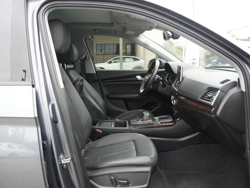 Used 2019 Audi Q5 2.0T Premium Plus w/ Premium Plus Package AWD/4WD image 20