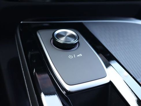 New 2026 Buick Enclave Sport Touring w/ Power Package FWD image 28