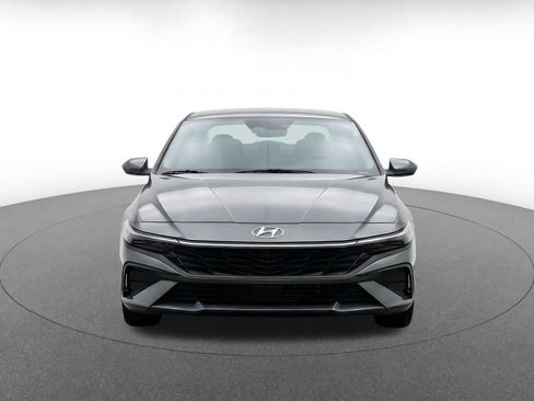 Used 2026 Hyundai Elantra Sport FWD image 2