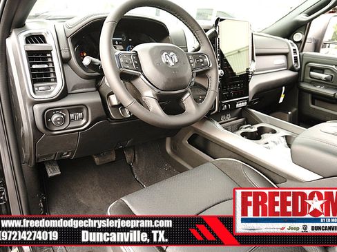 New 2026 RAM 2500 Laramie AWD/4WD image 10