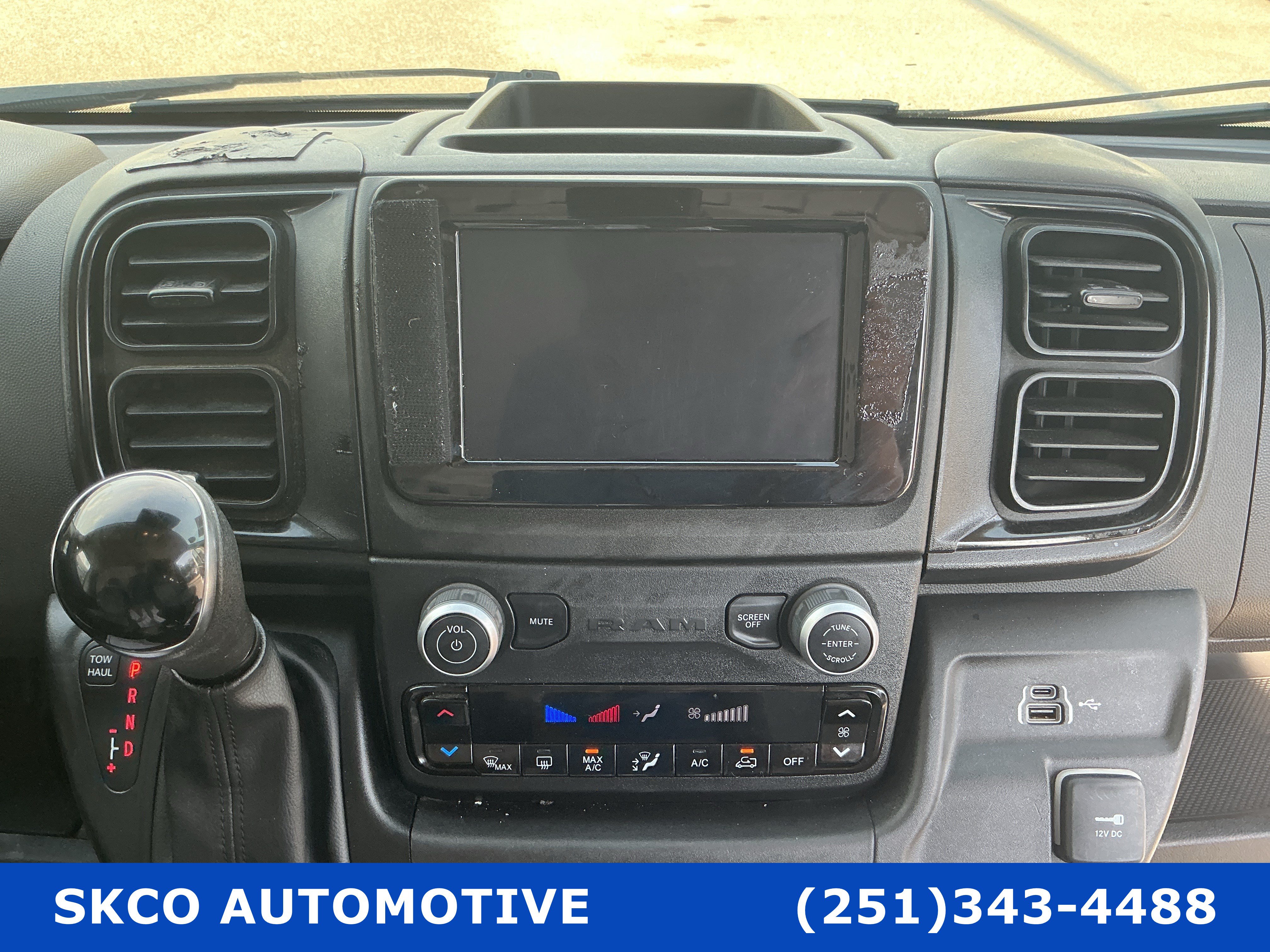 Used 2025 RAM ProMaster 3500 w/ Convenience Group FWD image 16