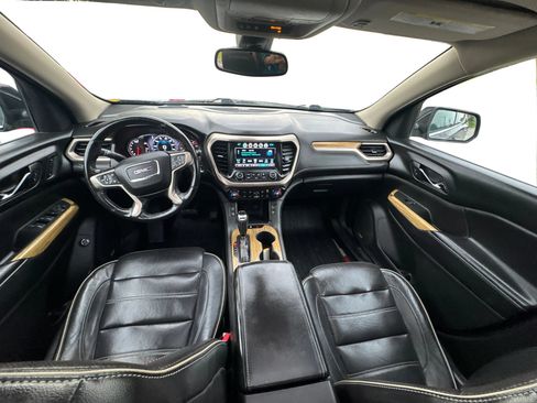 Used 2018 GMC Acadia Denali w/ Technology Package AWD/4WD image 23