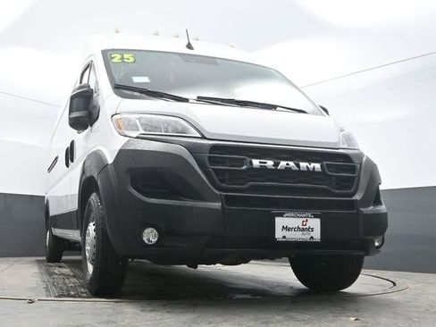 Used 2025 RAM ProMaster 2500 w/ Convenience Group FWD image 37
