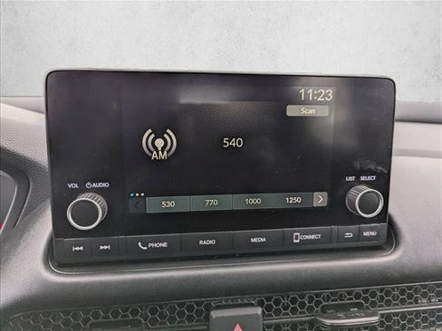 Used 2025 Honda HR-V LX image 17
