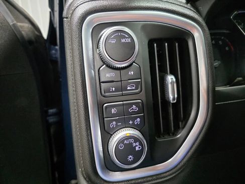 Used 2020 GMC Sierra 1500 Elevation w/ Elevation Value Package AWD/4WD image 15