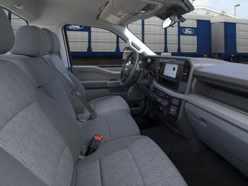 New 2026 Ford F250 XL w/ XL Off-Road Package AWD/4WD image 11