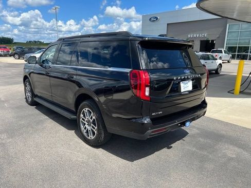 Used 2025 Ford Expedition Max Active AWD/4WD image 7