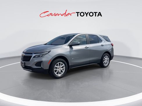 Used 2024 Chevrolet Equinox LT image 4